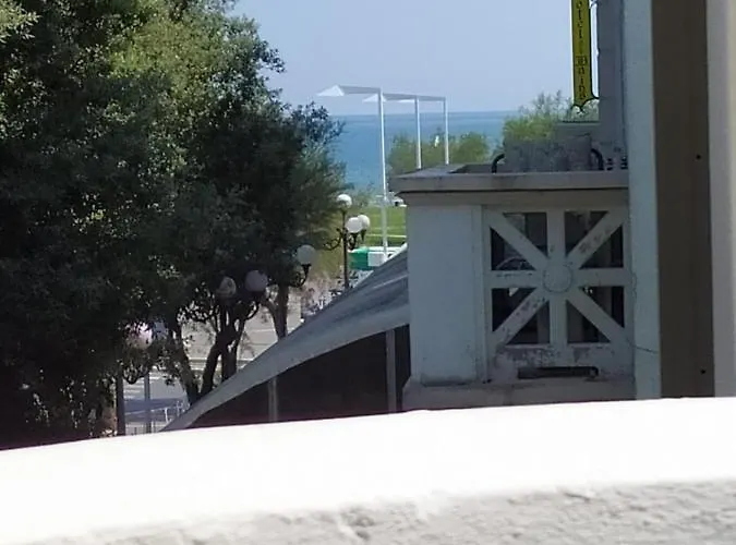 Bed & Breakfast 44 4*