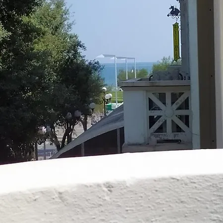 Oda ve Kahvaltı 44 4*